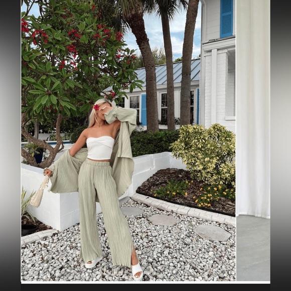 Pleated/ribbed button up set - Picture 7 of 10